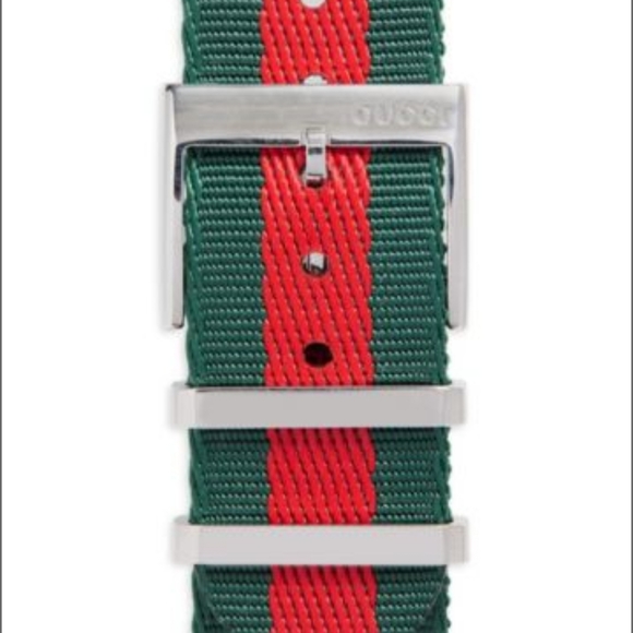 - BRAND NEW GUCCI CLASSIC WATCH - Picture 4 of 5